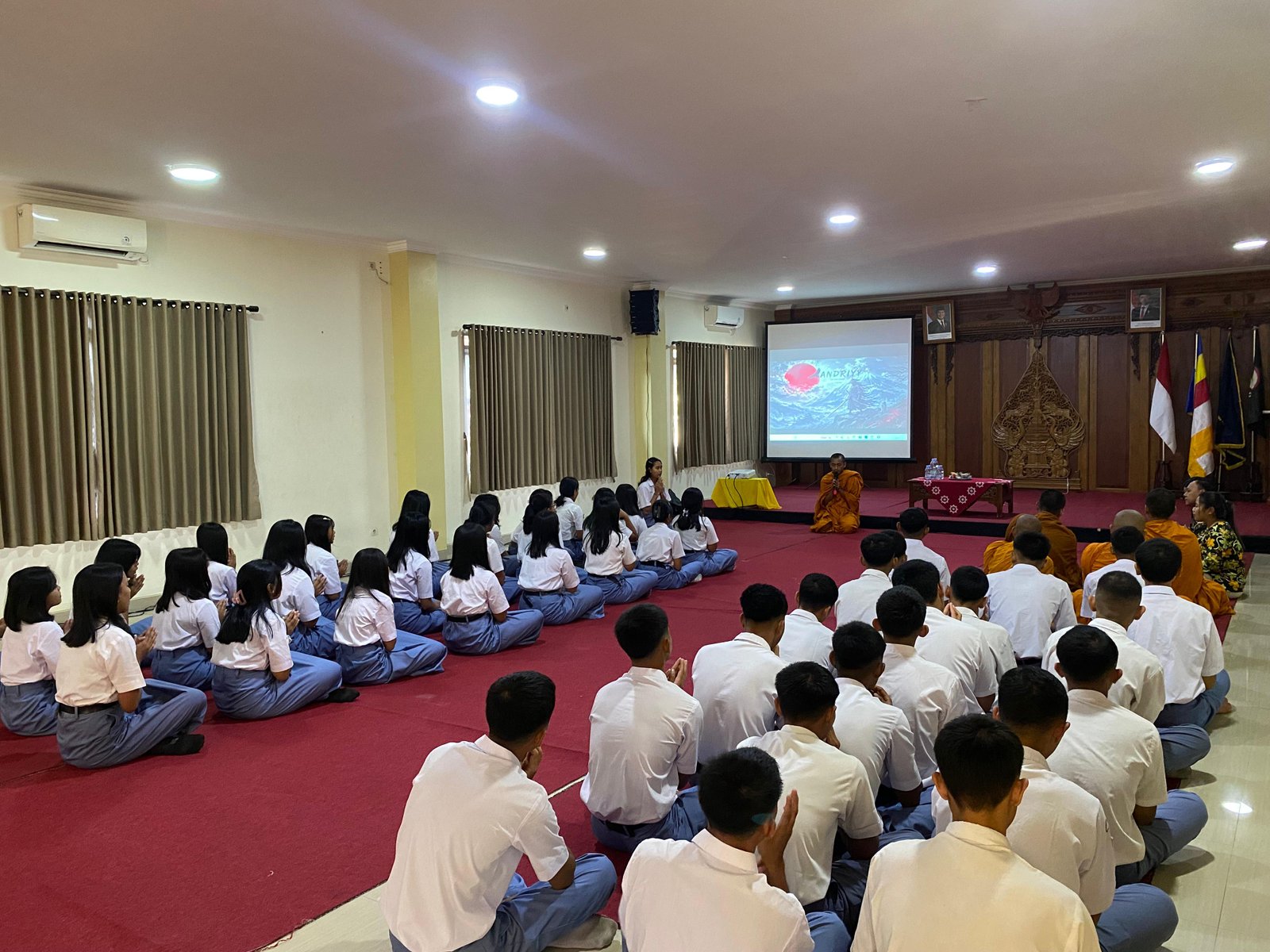 Pelatihan Rajut | Peningkatan Keterampilan Siswa